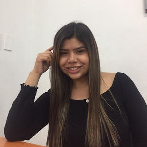 Meet your Posher, Daniela